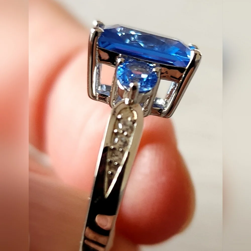 NWT 3.90CT LAB CREATED BLUE SPINEL WITH .04CTW WHITE ZIRCON RHODIUM‎ OVER SS